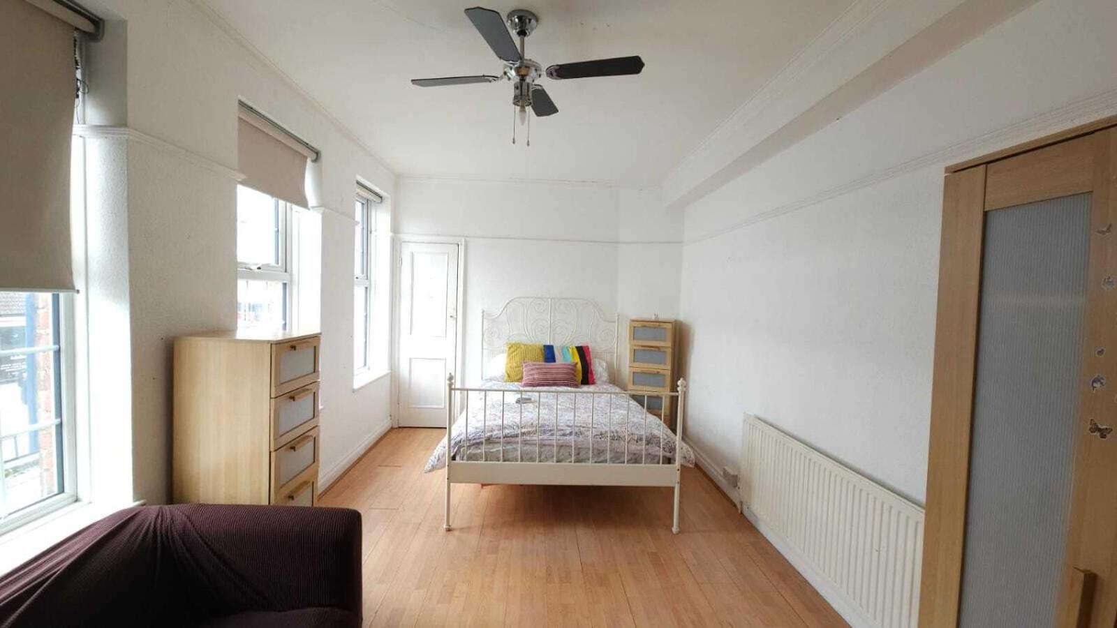 London Edgware Station Apartment Cameră foto