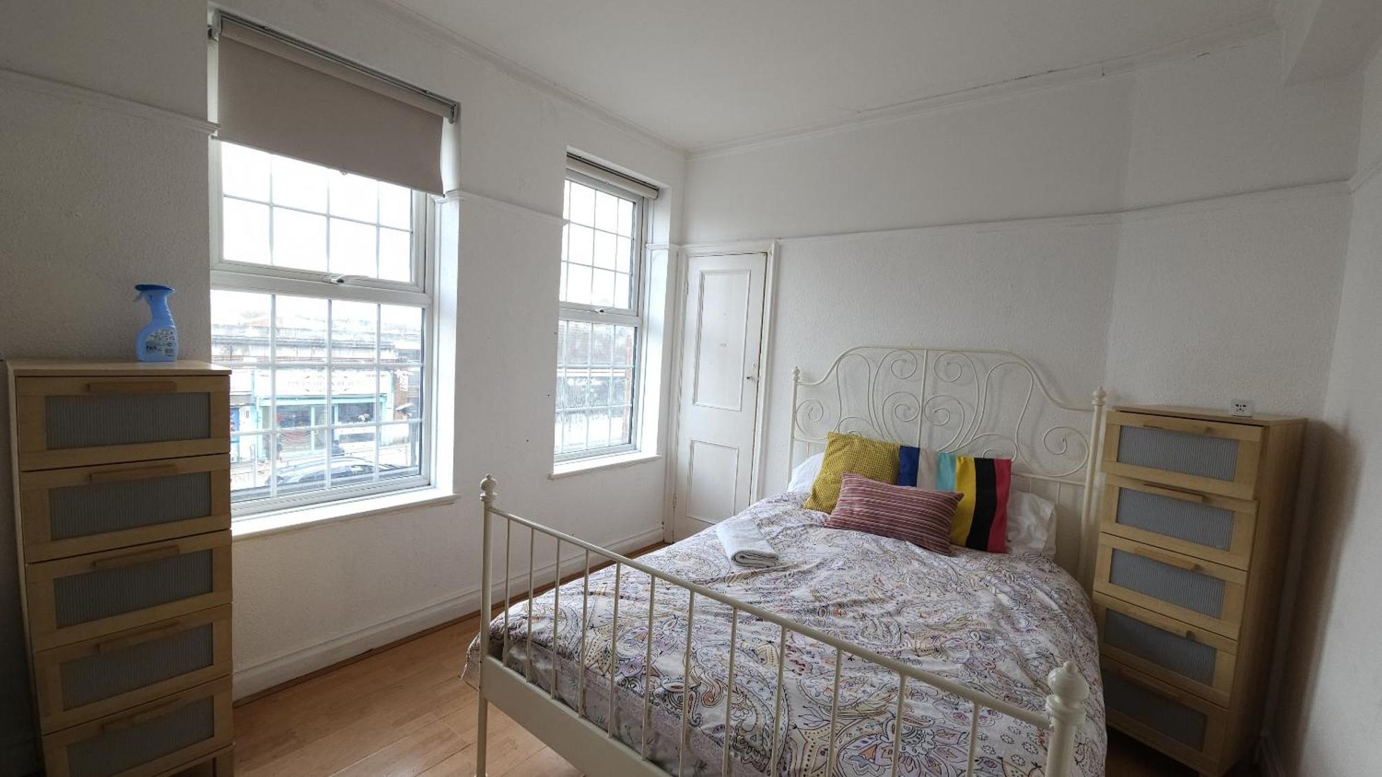 London Edgware Station Apartment Exterior foto
