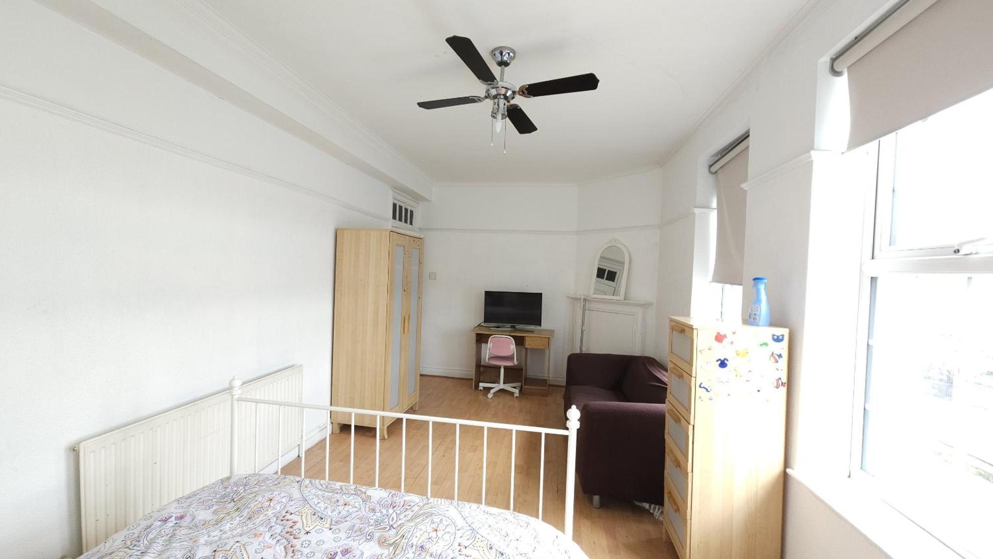 London Edgware Station Apartment Exterior foto